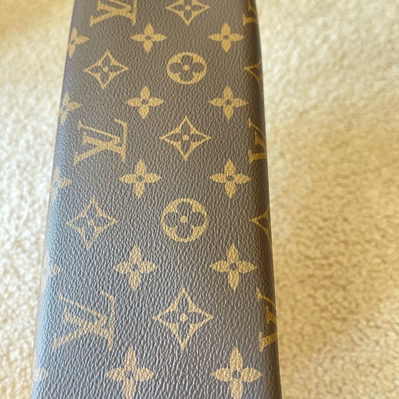 LV pouch. - Picture 6 of 10